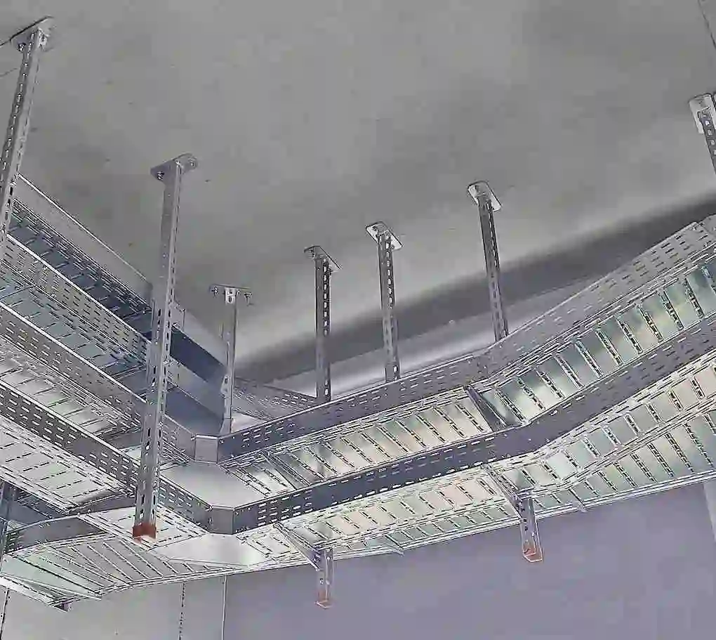 Montagehilfe für Kabelrinnen Einfache Installation und optimale Kabelführung